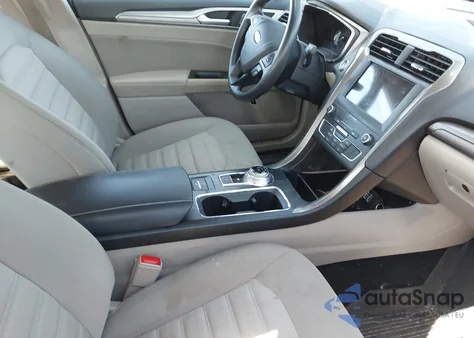 2019 Ford Fusion Hybrid Se z USA, uszkodzony, nr VIN 3FA6P0LU6KR154466